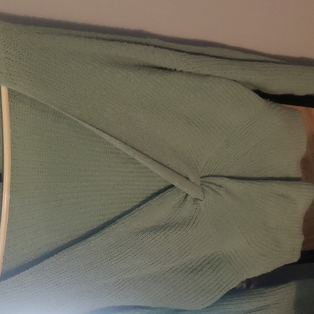 Express sweater - Picture 3 of 3